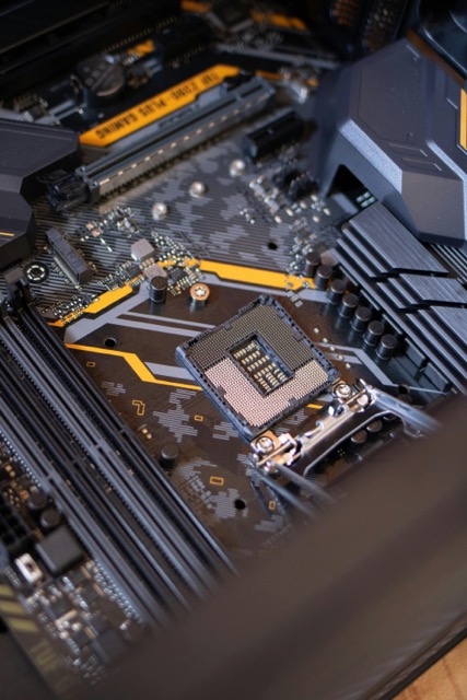 Hardware / software